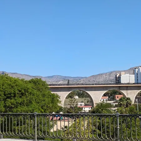 La Muralla شقة فيياخويوسا